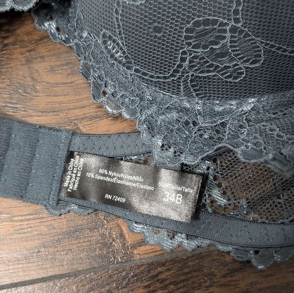 Gray lace bra and panties matching set - NWT - Picture 4 of 5